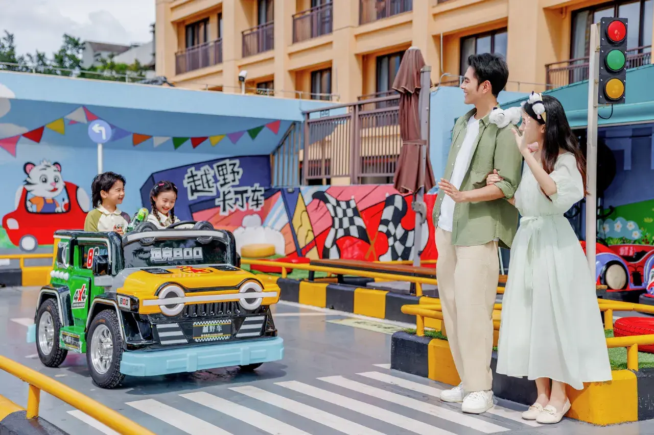 Your Complete Guide to Family-Friendly Amenities at Chimelong Xiangjiang Hotel – Where Every Child’s Safari Dream Comes True