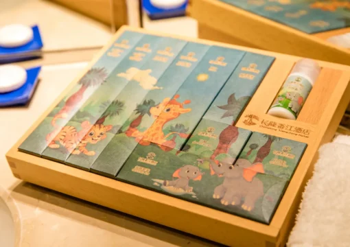 Giraffe Room-Two Beds