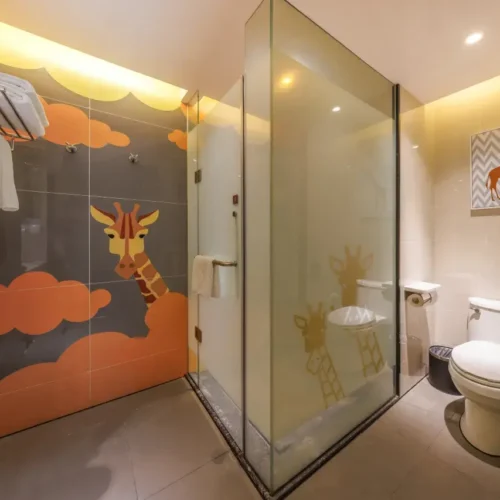 Giraffe Room-Two Beds