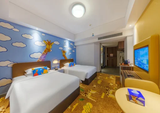 Giraffe Room-Two Beds
